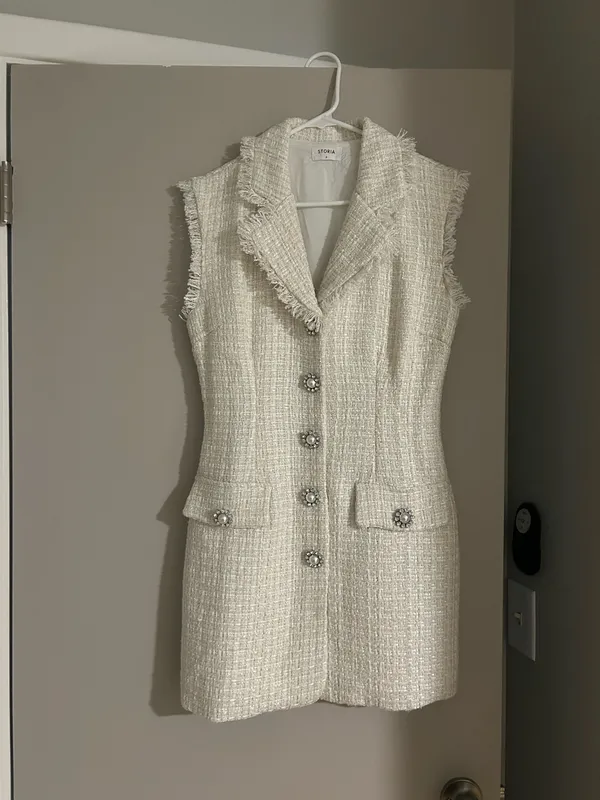 Storia Ivory Tweed Sleeveless Coat Dress - Image 2