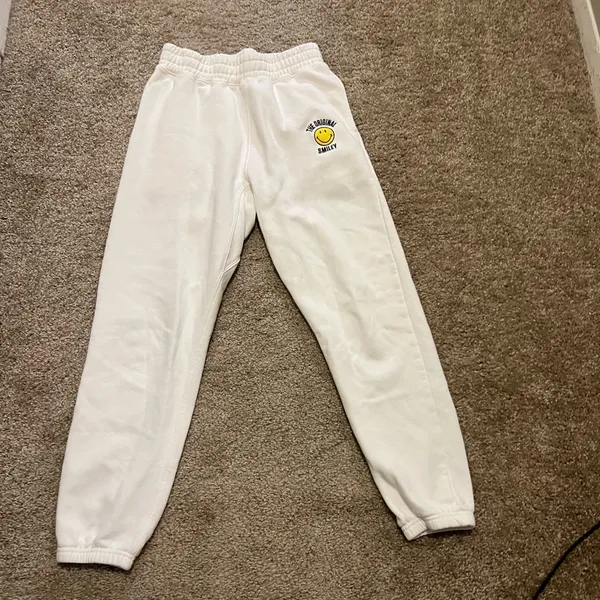 The original Smiley X H&M sweatpants‎ XS - Image 2