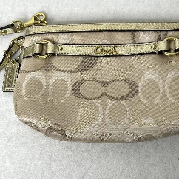 Coach Metallic Gold Logo Clutch Bag - Image 2