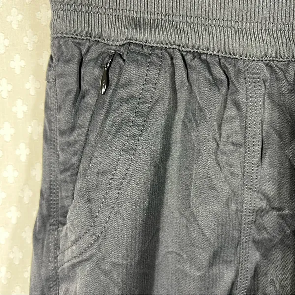 The‎ North Face Black Aphrodite 2.0 Capri Pants - Image 3