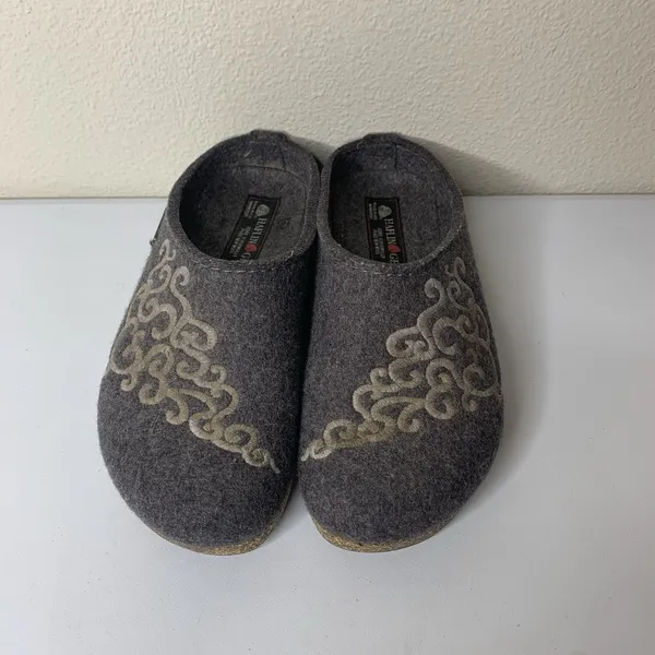 Haflinger Clog Slippers Slip On Gray Embroidered Pattern Women’s Sz 37 US 6 - Image 4