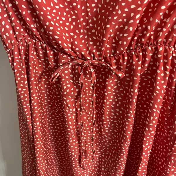 SHEIN Pink and White V-Neck Sesame Seed Printed Tie-Waist A-Line Dress - Image 6