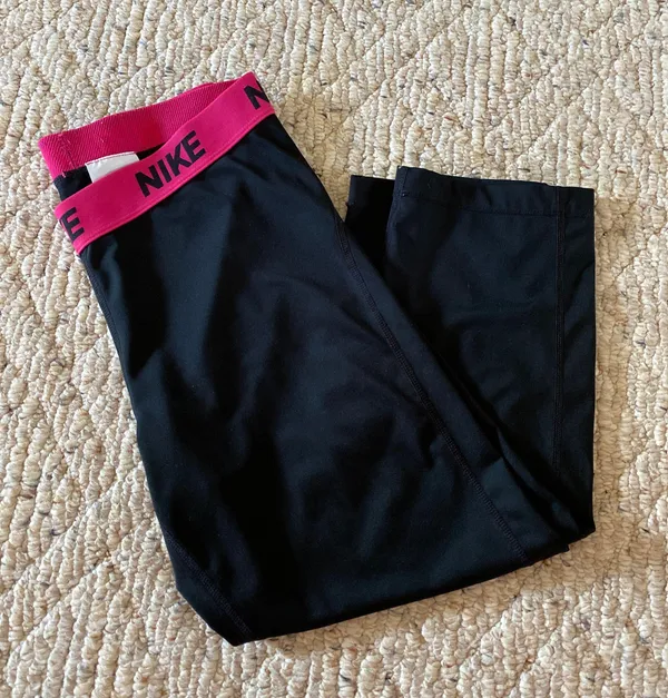 Cropped Leggings - Image 3