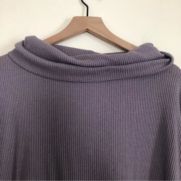 Free People We the Free Rib Purple Long Sleeve Cowl Split Back Sweater Small - Image 8