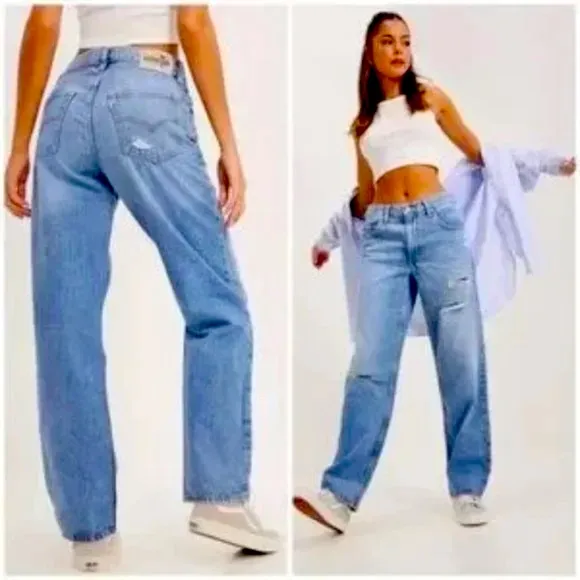 Silver tab Levi’s 94 baggy distressed denim jeans 28 $89 boho casual casual - Image 2