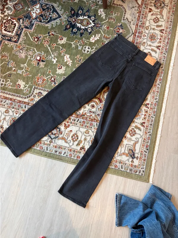 Denim Forum Aritzia Arlo High-Rise Straight - Image 3