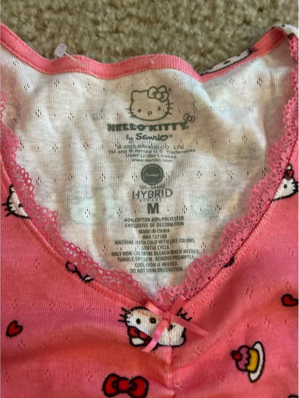 A18 Hello kitty pink T-shirt cute - Image 3