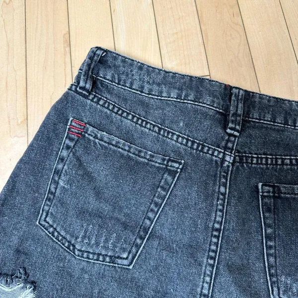 URBAN OUTFITTERS BDG Grey Black Denim Distressed Jean Mini Skirt Size small - Image 9
