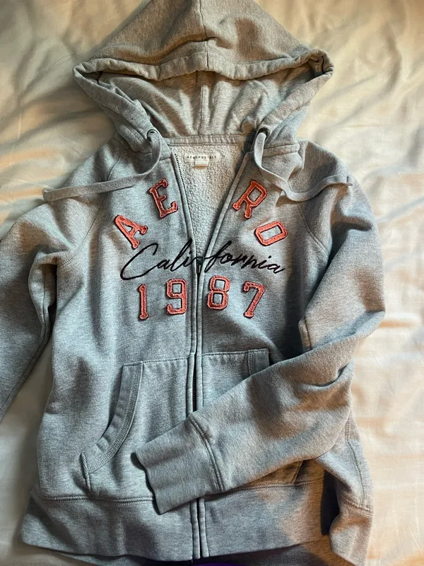 Aeropostale Y2K Zip-Up Grey Hoodie - Image 3