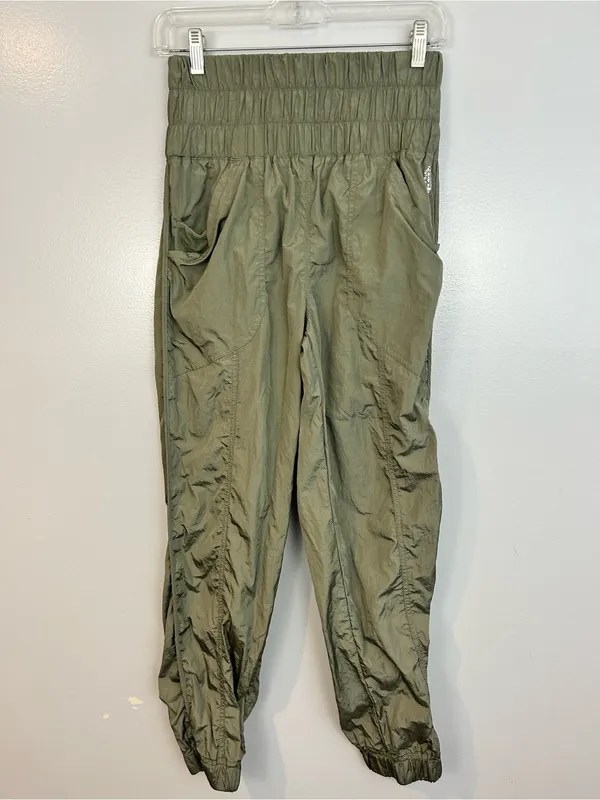 Free People Movement On the Way Home Herbalicious Green Elastic Joggers Size XS - Image 3
