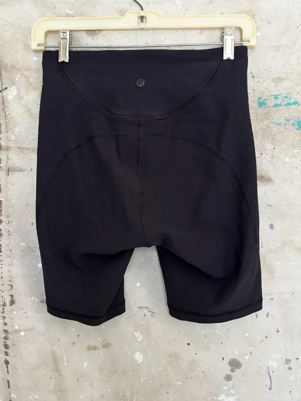 Lululemon Ribbed Contoured High-Rise Short 8", Black - Image 4