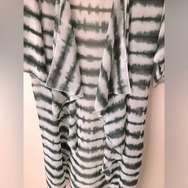 Lularoe Shirley women’s Kimono White With Green Tie Dye Sheer Chiffon Size S - Image 7