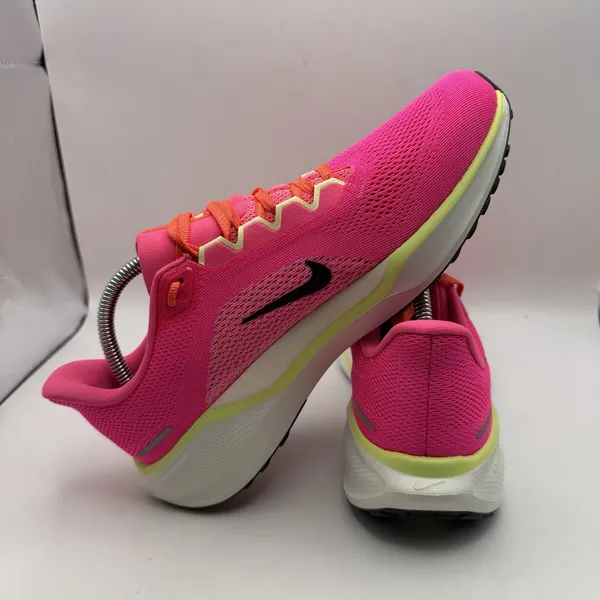 Nike Pegasus 41 'Watermelon' Hyper Pink Sneakers,‎ Women's Sz 10 New HV3128-600 - Image 3