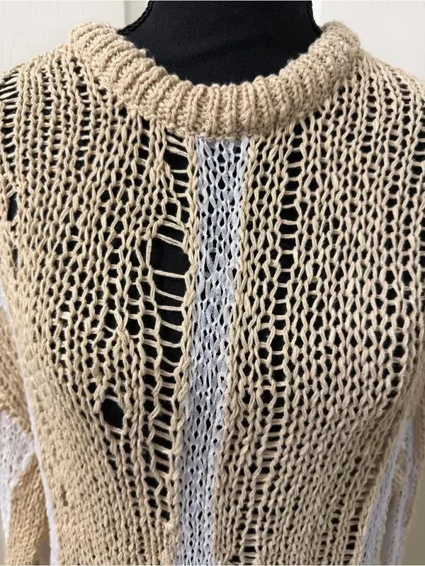 Zara Beige & White Distressed Crew neck Sweater(Size Small) - Image 6
