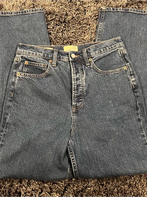 Universal Threads 🌺 HIGHEST STRAIGHT LEG JEANS SIZE 8🌺 - Image 2