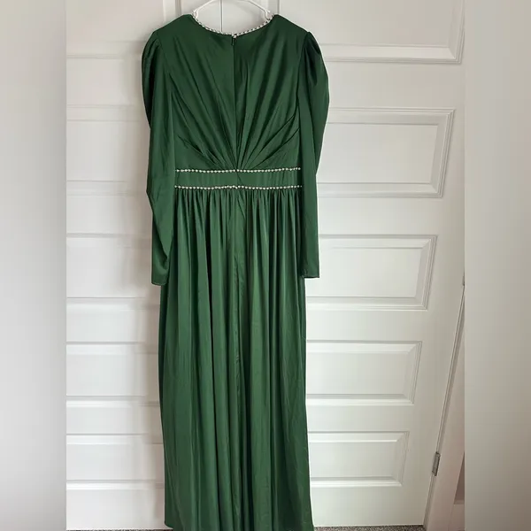 Mac Duggal 55702 Satin Puff Shoulder Rhinestone Encrusted Gown Green‎ 10 NEW - Image 9