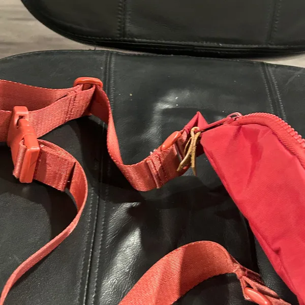 LOLA California Red waist Bag - Image 6