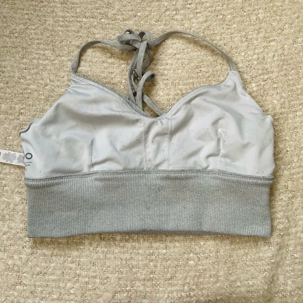 ALO Yoga Light Gray Ribbed V-Neck Bralette - Image 6