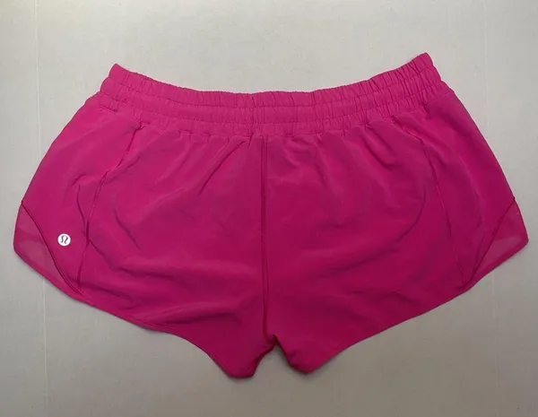 NWOT Lululemon Hotty Hot Low Rise Lined Short 2.5" Purple Highlight Size 12 - Image 5