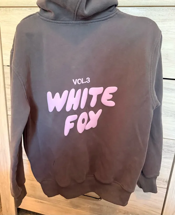 White Fox Boutique Hoodie Offstage Volcanic 3XS/XXS - Image 4