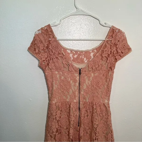 American Eagle Womens Sz 2 Lace Dress Fit & Flare Light Pink Scoop Neck Low Back - Image 7