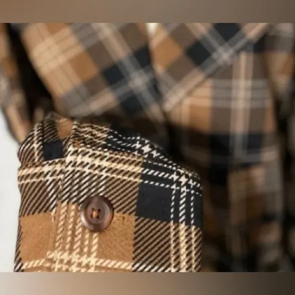 Love Maven Size Medium Brown Plaid Front Button Blazer. New With Tags. - Image 3