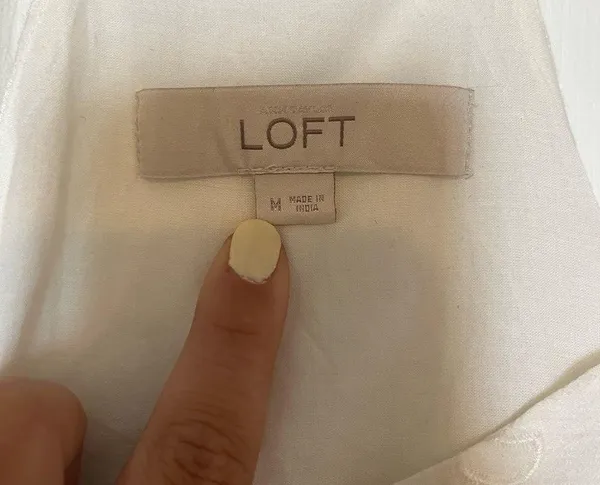 LOFT Tank Top. Size Medium - Image 5