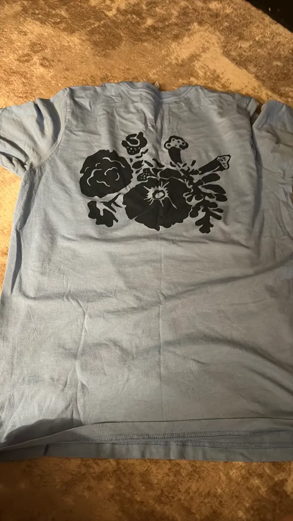 Blue tee Size L - Image 3