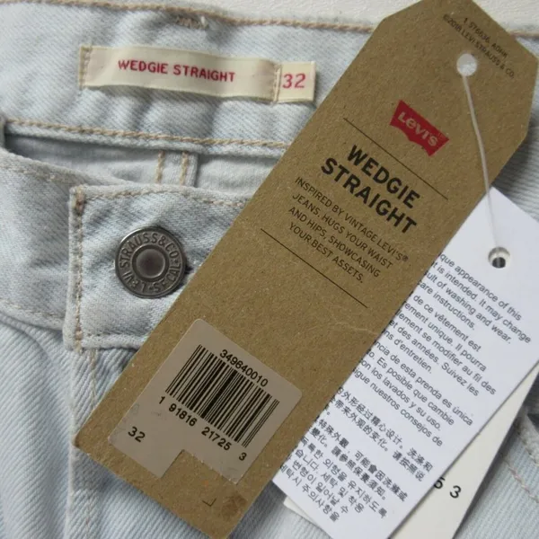NWT Levi's Wedgie Straight in Thin Ice Destroyed Rigid Denim Crop Jeans 32 $128 - Image 6