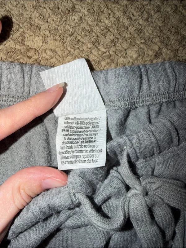 PINK Victoria's Secret Women’s Gray Fleece Jogger Sweatpants - Image 4