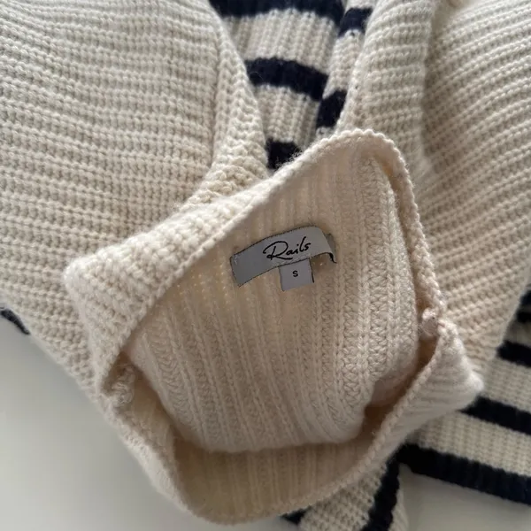 Rails Claudia Sweater Size Small - Image 7