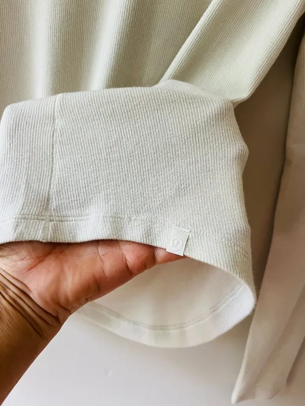Lululemon Sz 6 Beige Pullover Ribbed Stretch Hold Tight Long-Sleeve Shirt - Image 5