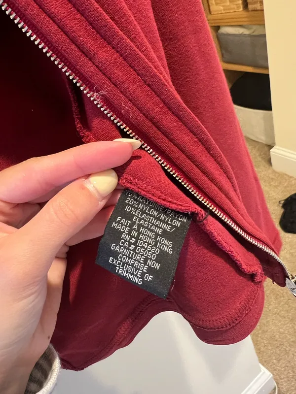 Red jacket - Image 4