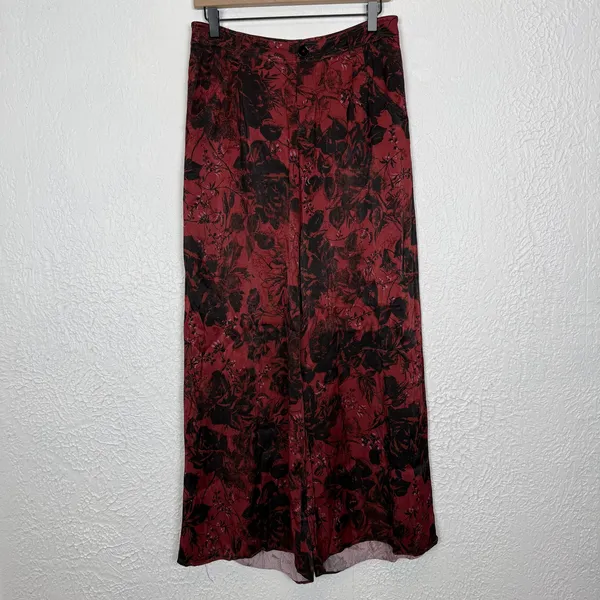 By Anthropologie Low Rise Pleated Floral Satin Trousers Wide Leg Size 6 - Image 2
