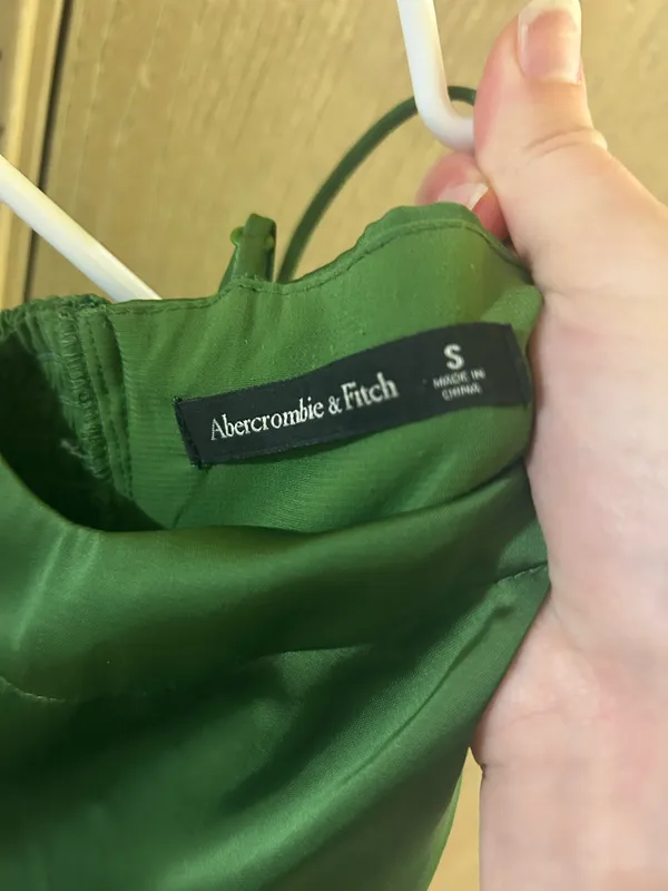 Abercrombie and Fitch Emerald Green Formal Dress - Image 5