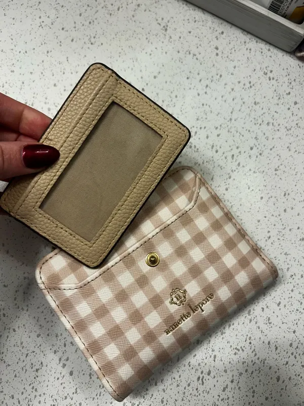 Tan and cream wallet - Image 2