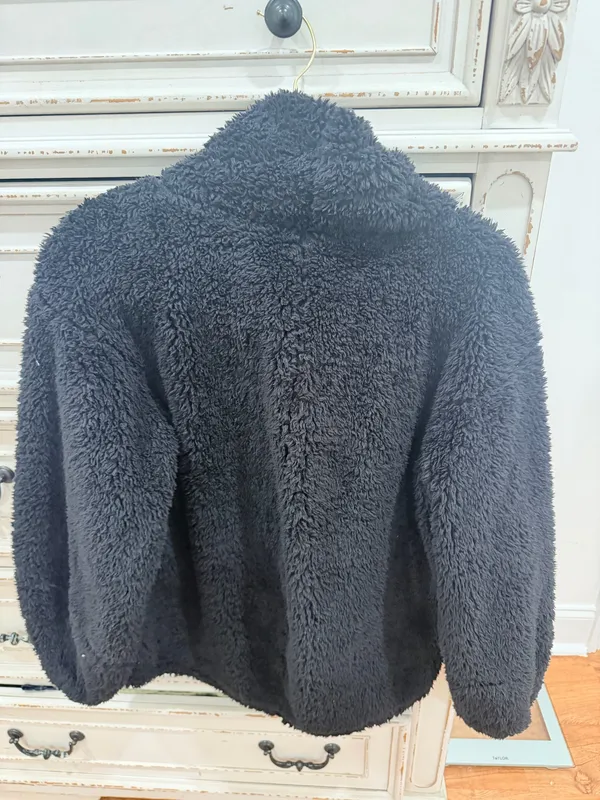Lululemon Sherpa pullover - Image 5