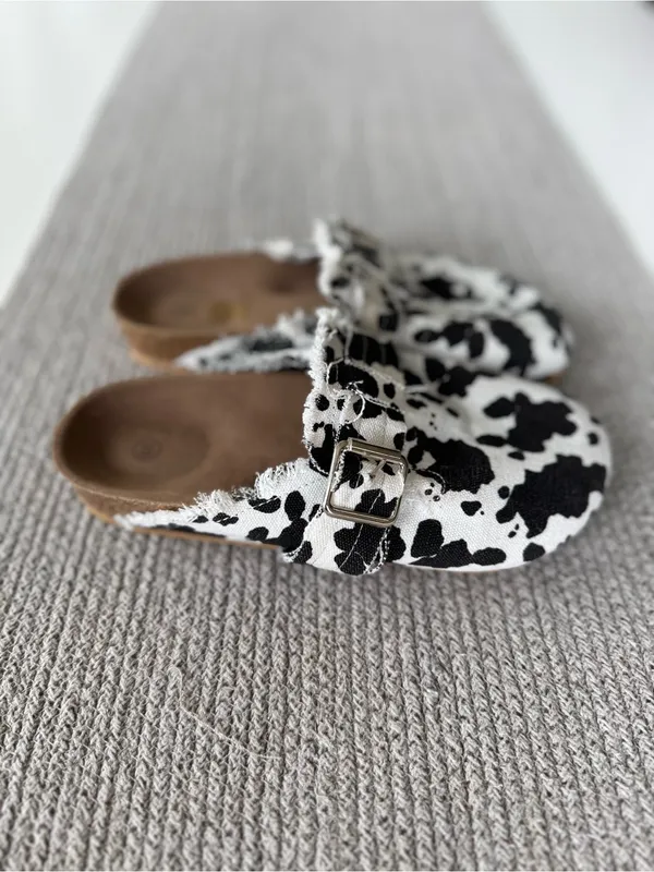 Cow Print Canvas Slip On Slides Mules Clogs in Black and White Size 38 - Image 4