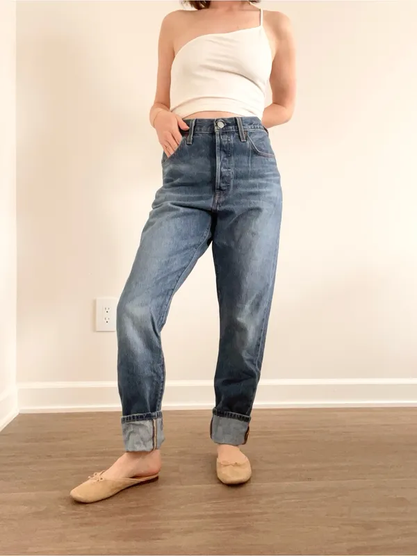 Levi’s Classic High-Waist Relaxed Women's Jeans in Blue - Image 2