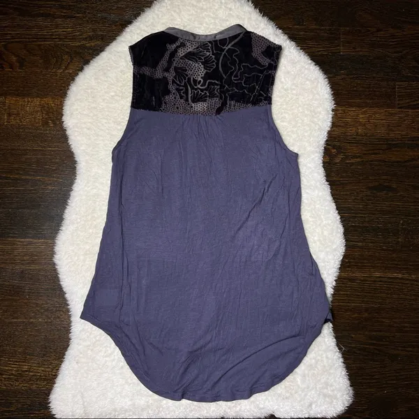 Anthropologie Tiny Navy Blue Button Down Sheer Velour Sequin Sleeveless Top - Image 8