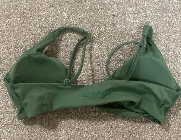 Musera sports crisscross sports bra - Image 3