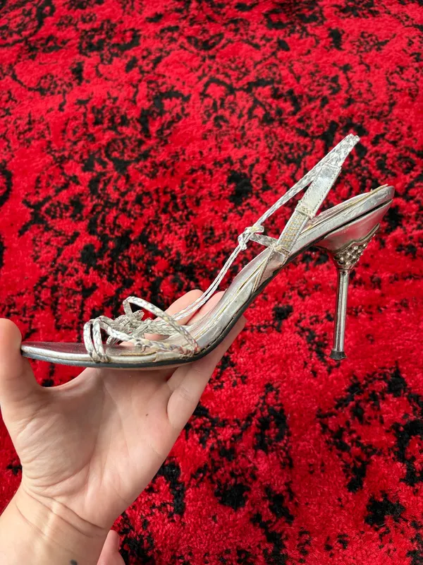 Dainty Silver Diamond Accented Kitten Heels - Image 6