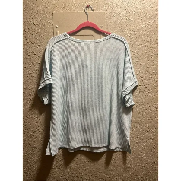 Woman’s Blue Short Sleeve Shirt Woman’s Size 2X - Image 7