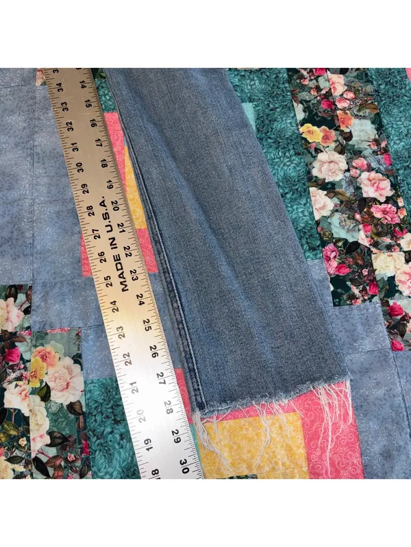 Mother $258 Woman’s 26 The Mid Rise Dazzler Ankle Fray Jeans Size 26 - Image 9