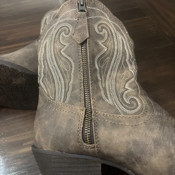 DURANGO CRUSH FASHION BOOTIES Round Toe Cowgirl Distressed Sz 8.5 Equestrian - Image 15