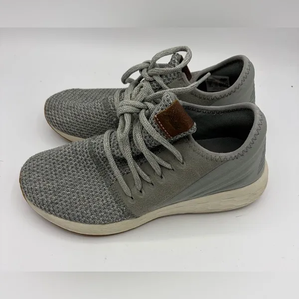 New Balance women’s fresh foam Cruz V2 Decon sneaker green/gray size 7.5 - Image 4