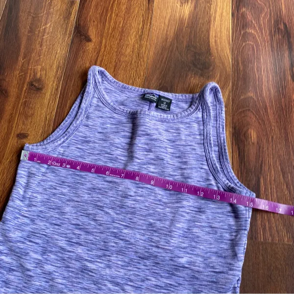 VTG Organic Cotton Patagonia Lined Stretchy Tank Top - Image 4