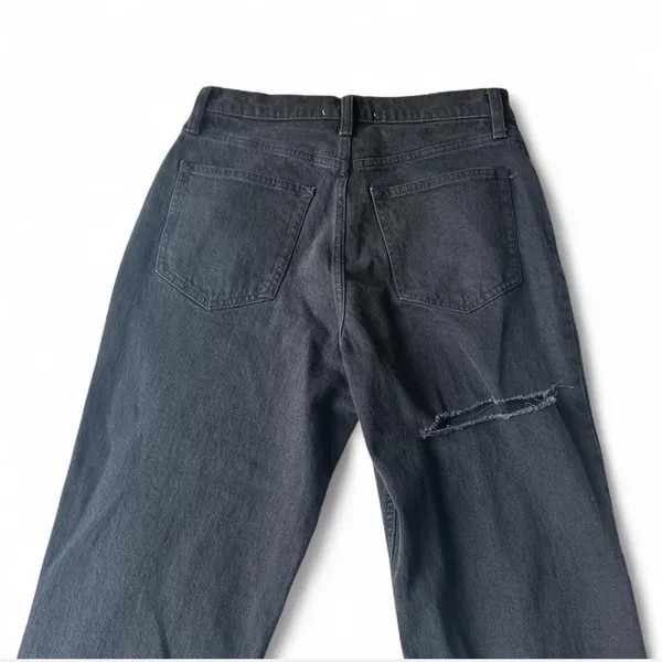 90s Straight Ultra High Rise Denim Jeans from Abercrombie & Fitch. - Image 9