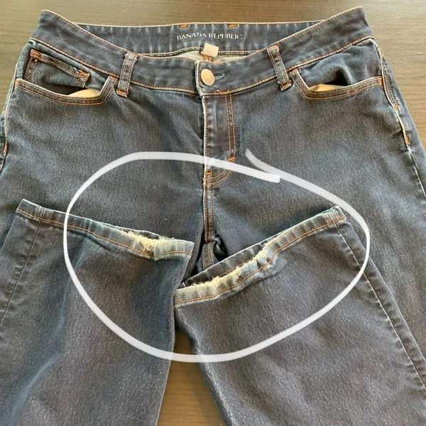 Banana Republic Women's Dark Wash Denim Jeans Size 30‎ Bootcut Classic READ FLAW - Image 6