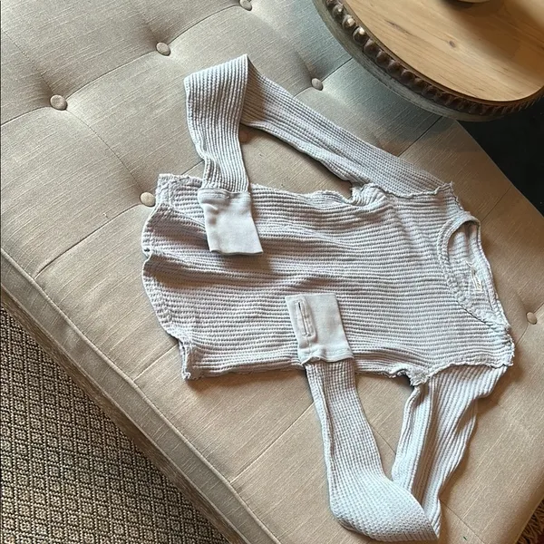 Free People Baby Blue Thermal LS W/ Finger Holes✨ - Image 2
